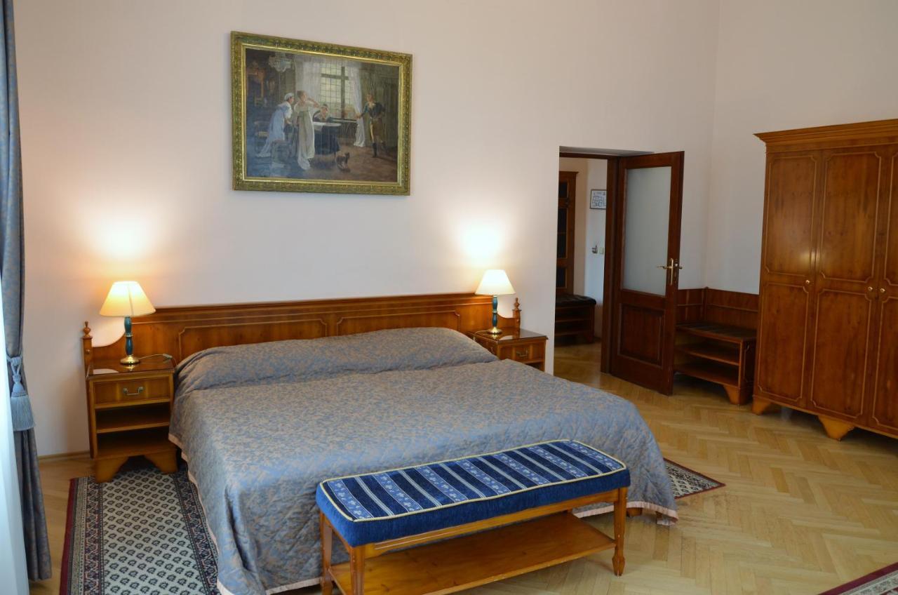 Bristol Vila Tereza Karlovy Vary Ngoại thất bức ảnh