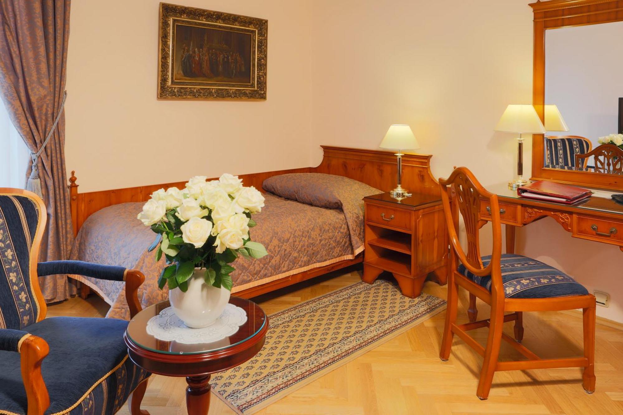 Bristol Vila Tereza Karlovy Vary Ngoại thất bức ảnh