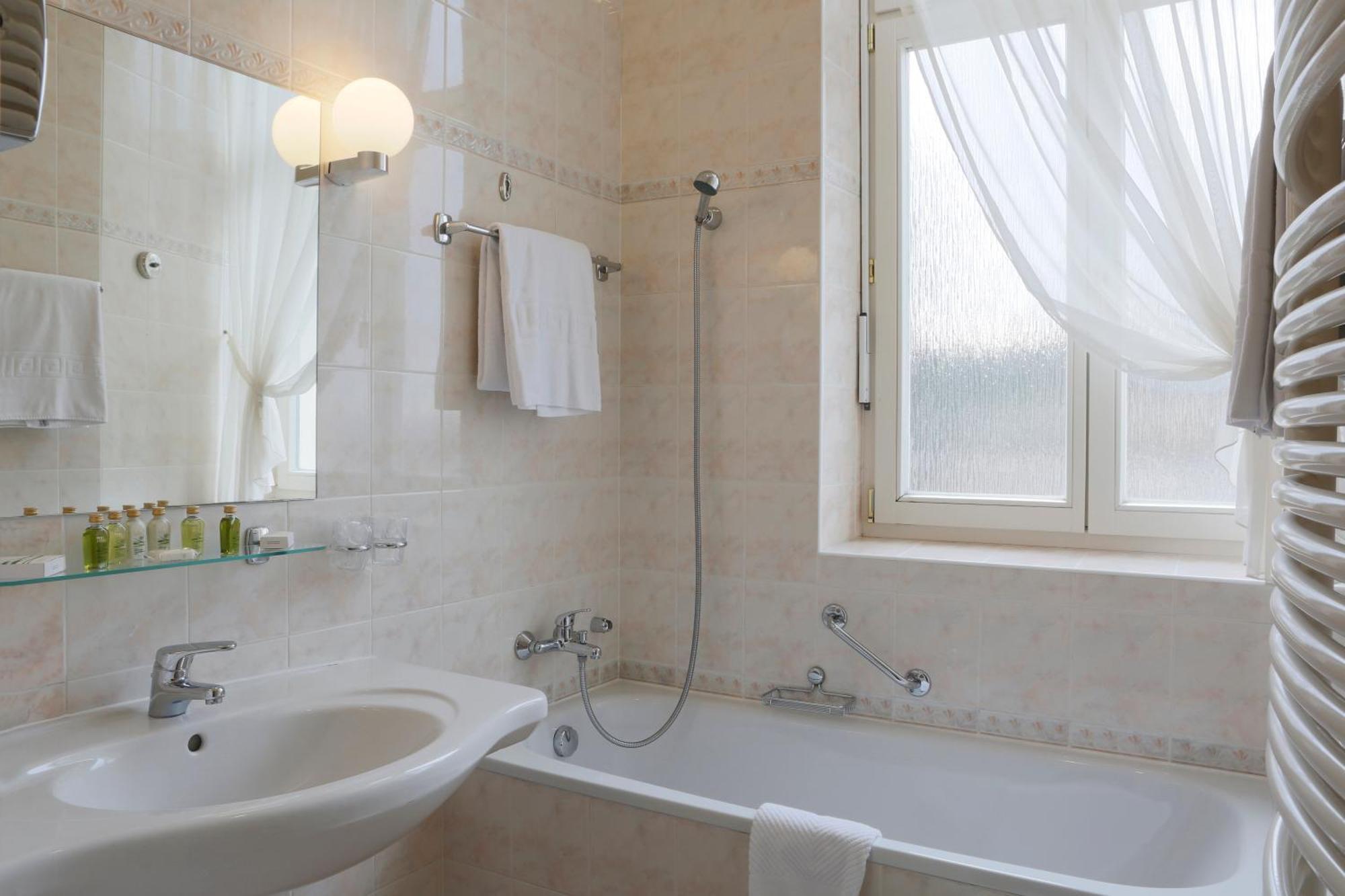 Bristol Vila Tereza Karlovy Vary Ngoại thất bức ảnh