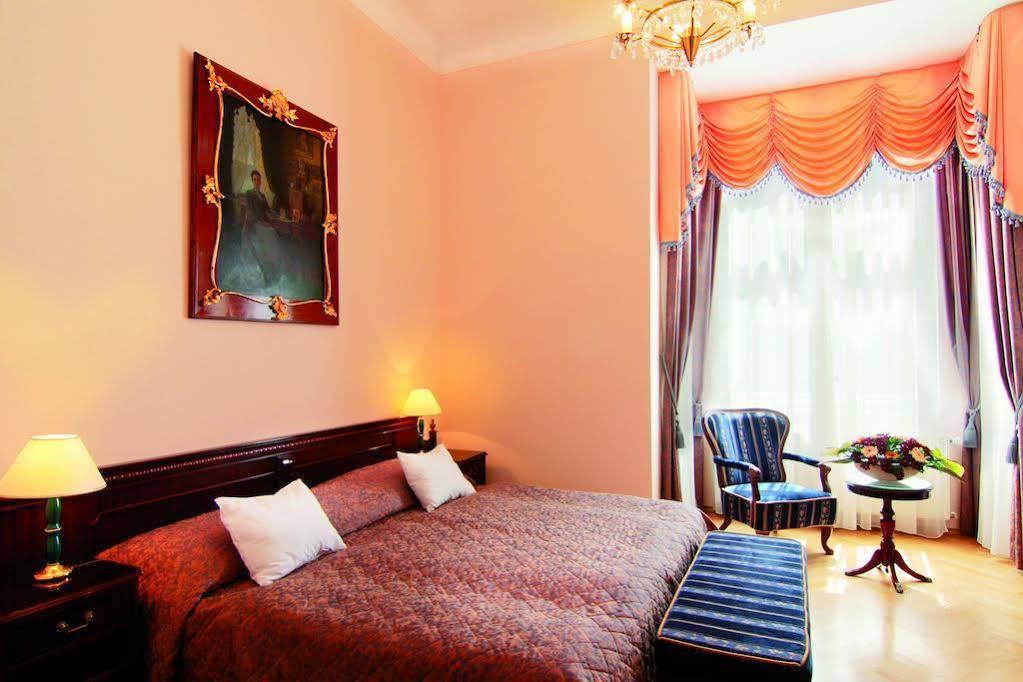 Bristol Vila Tereza Karlovy Vary Ngoại thất bức ảnh