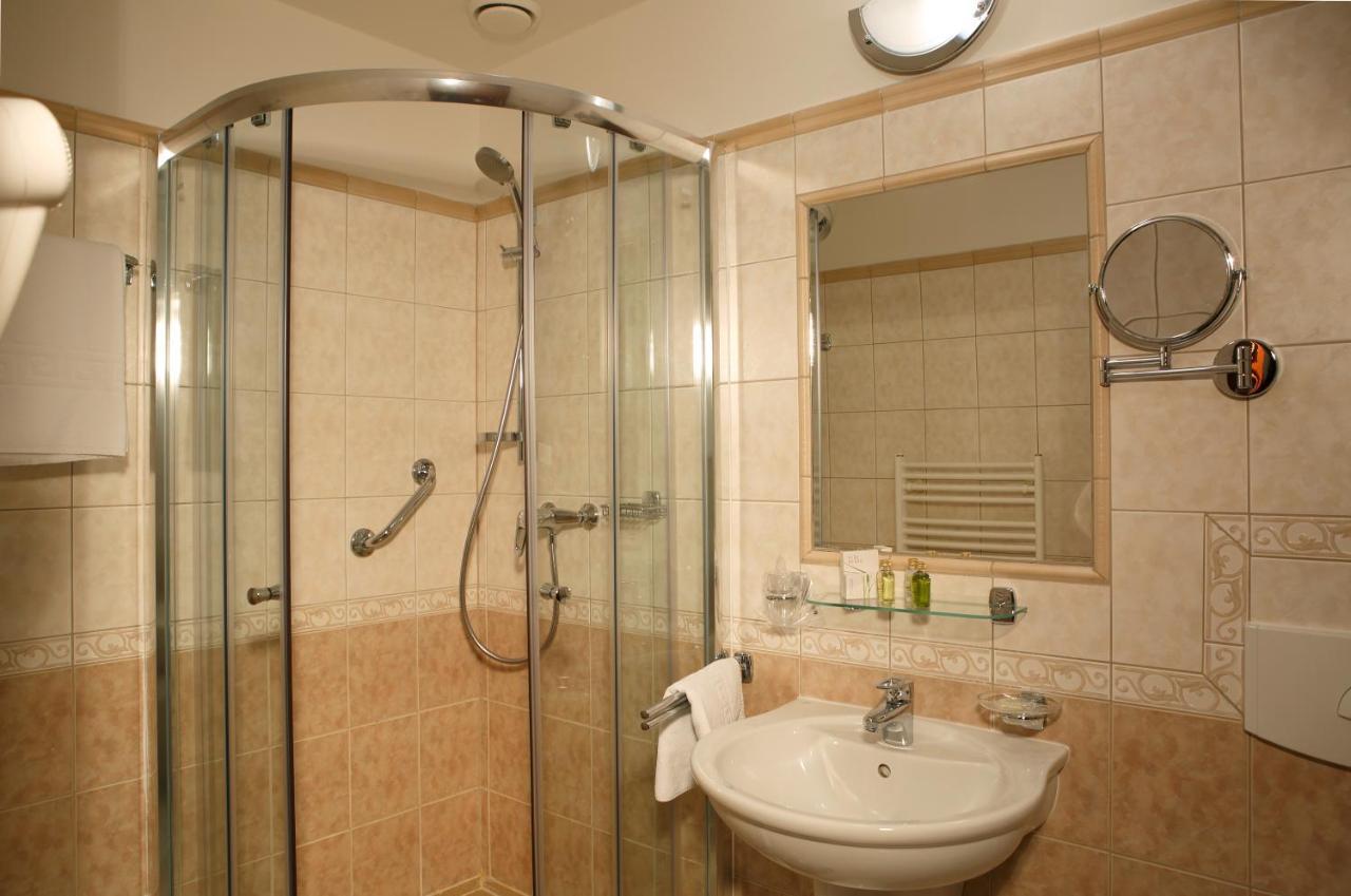 Bristol Vila Tereza Karlovy Vary Ngoại thất bức ảnh